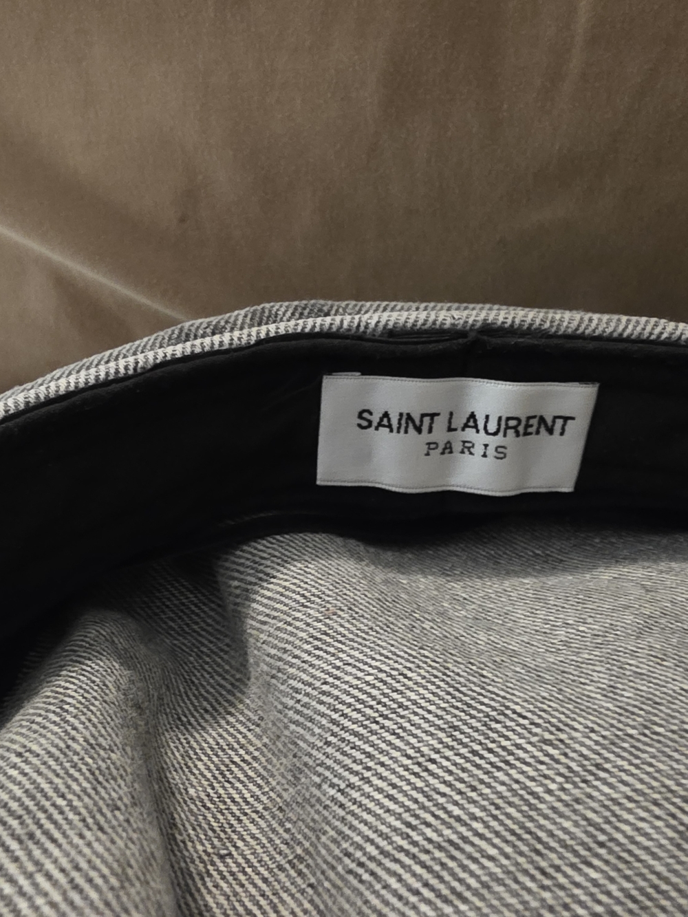 Look-A-Like Yves Saint Laurent Gray Corduroy Baker Boy Hat with Gold Logo - Picture 2 of 4